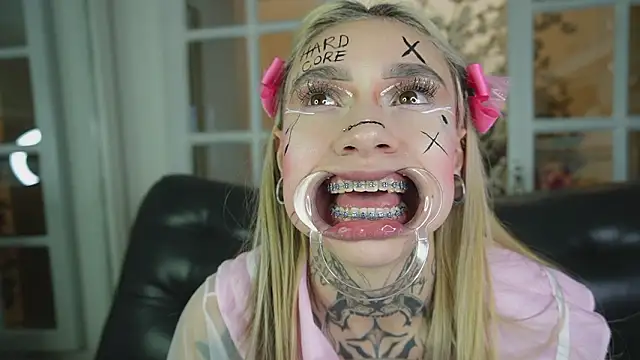 miss___angel Chat XXX in diretta