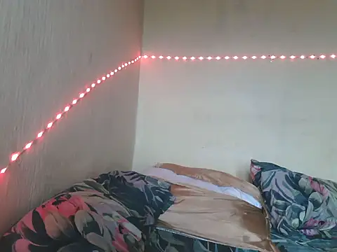 แชท XXX สดของ ZARIA-VIXEN