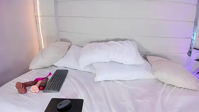 แชท XXX สดของ LunaKarther