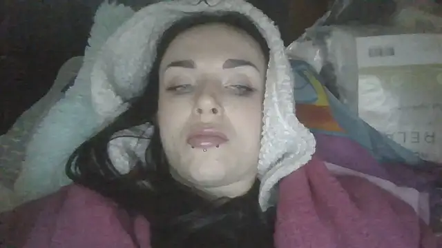 Chat +18 de Trinsy_Love ao vivo