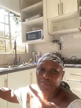 Cardiebae89 Chat XXX in diretta