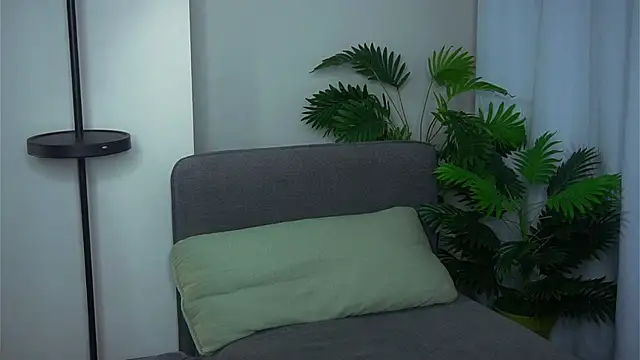 Chat +18 de ClarineCasebolt ao vivo