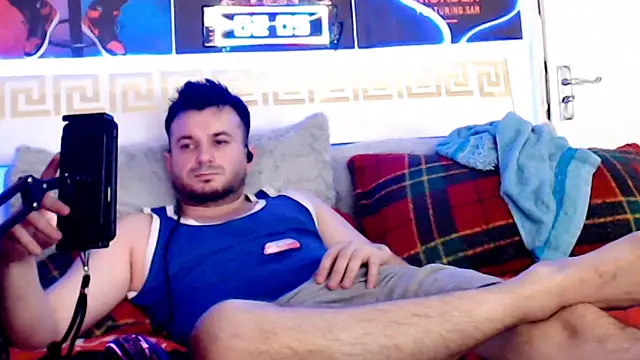 Chat +18 de FuckToyBoy69 ao vivo