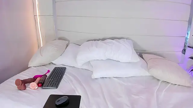 LunaKarther live XXX chat