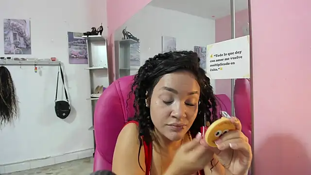 CAMILA--REY – Live XXX-chat