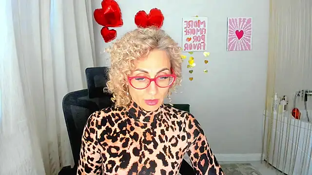 دردشة MuseOfStage الجنسية المباشرة