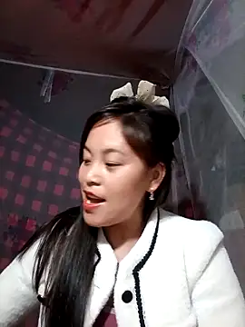 Alice-567 – Naživo XXX chat