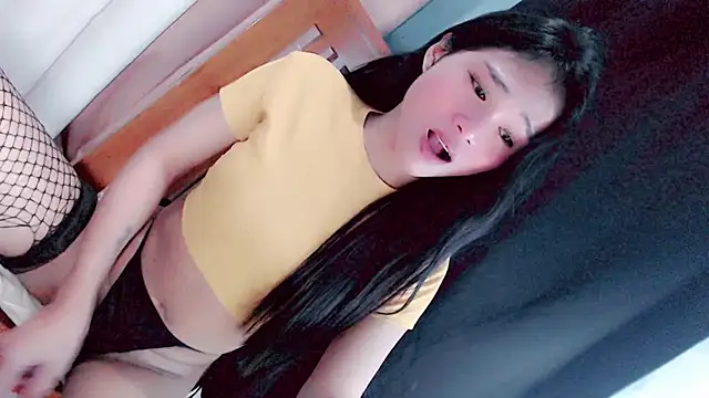 Amomentoflust99 Pertunjukan Webcam