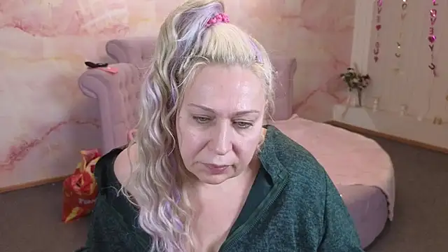 Penelope_Pinky élő XXX-chatje