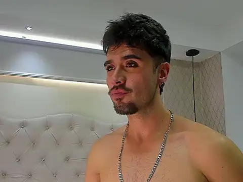 BrunoTurnerr webkamerás műsora