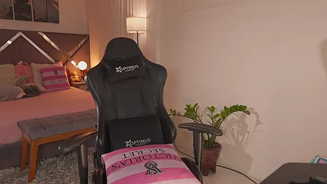 Chat +18 de KateOwens ao vivo