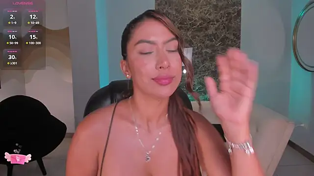 ArianaDumont live XXX chat