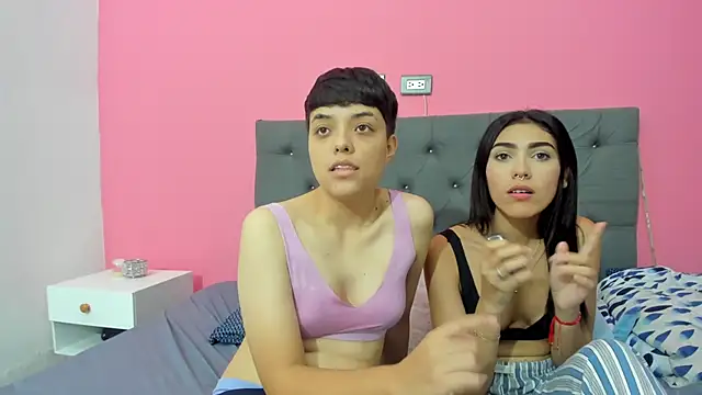 ariloe_quinteroのライブXXXチャット