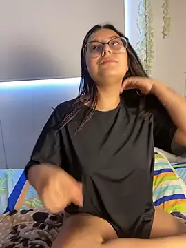 XXX chat uživo modela Velma_star