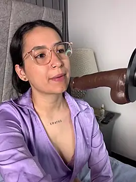 Chat +18 de Val12777 ao vivo