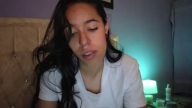 Chat +18 de stephania_t ao vivo