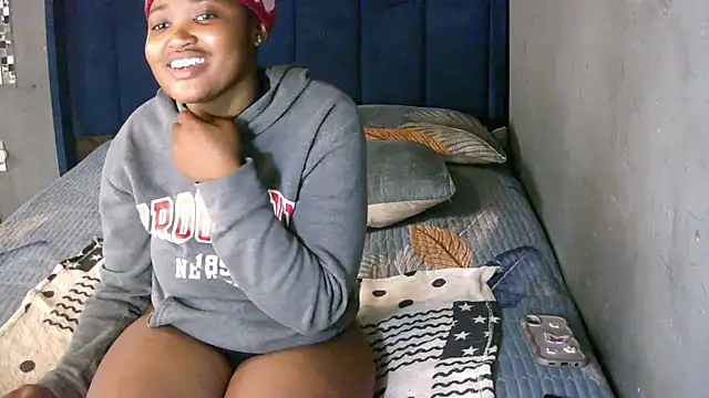 FREAKBARBIE02n Live XXX chat