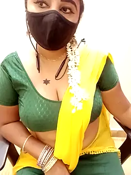 tamil_Vennila Live XXX-Chat