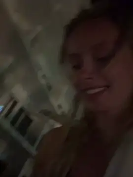 Онлайн чат XXX SunnyShiney