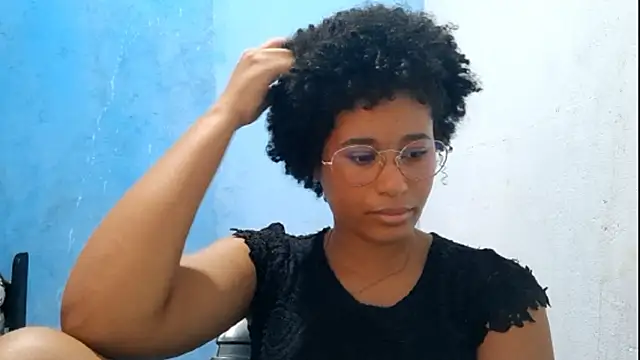 Онлайн чат XXX MadelynStamant