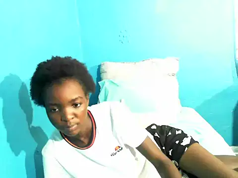 SexySlender_05's Webcam Show