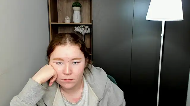 Živý XXX chat VelvaRomiro