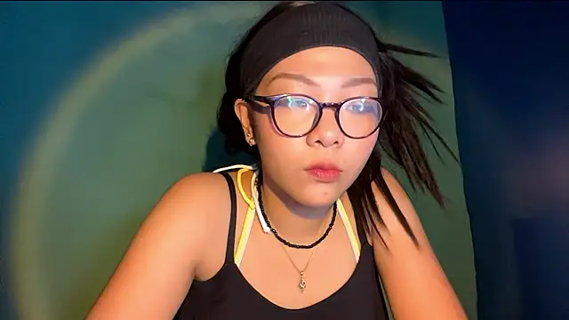 Онлайн чат XXX TerisaYellow