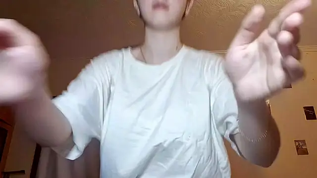 Chat XXX en directo de Katelemon