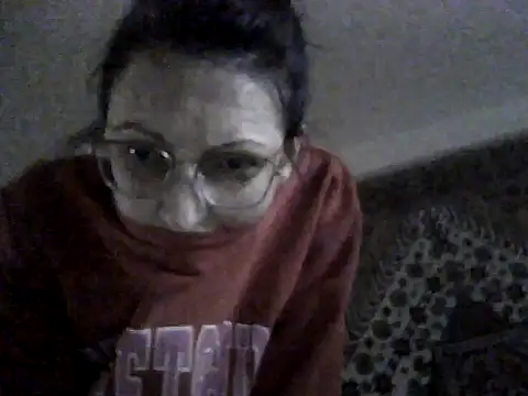 FayInessaKiss – Live XXX-chat