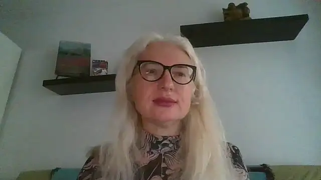 _Llinna_me – Live XXX-chat