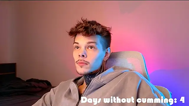 DENIS_HERE Pertunjukan Webcam