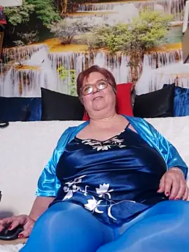 QueenPammy1 Chat XXX in diretta