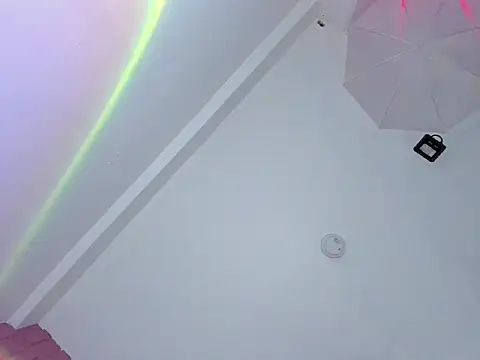 Nani_Roman Chat XXX live