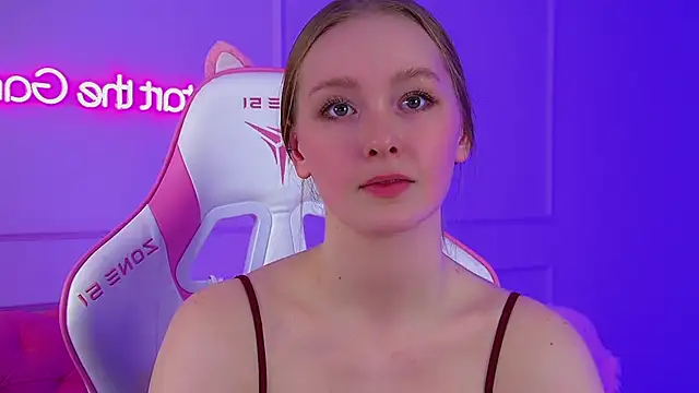 AgataFoxleyn Live XXX chat