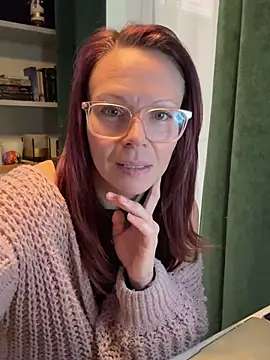 MelodyRoseUk Adlı Modelin Canlı XXX Sohbeti