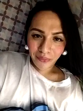 Yourbabyshane's Live XXX Chat