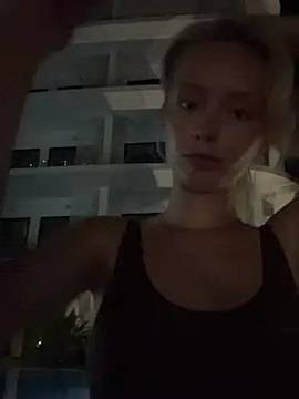 دردشة SunnyShiney الجنسية المباشرة