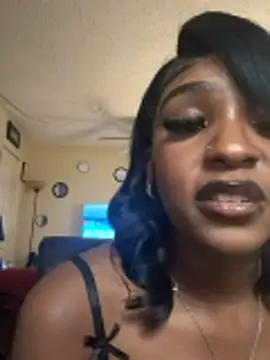 MidnightChanel Pertunjukan Webcam