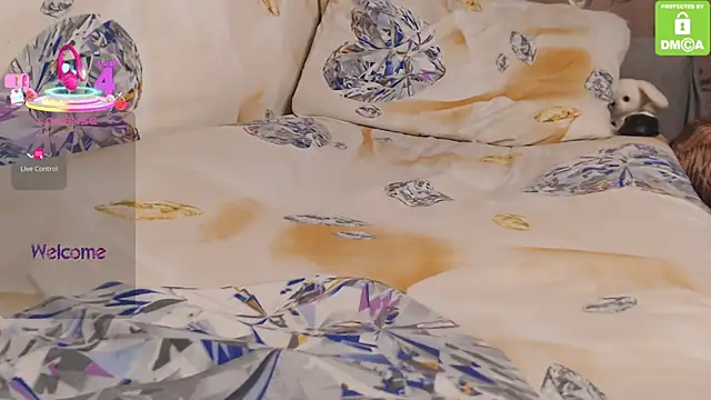 XXX chat uživo modela _M_i_a___