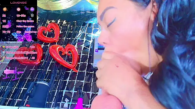 แชท XXX สดของ dakotamilf__hot