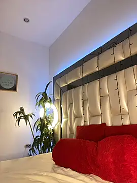 _ISABELLA_HOT_ live XXX chat