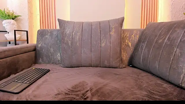 violet_scott_ Live XXX Chat