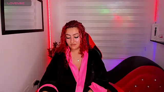 Pertunjukan Kamera Web Emily_Jonesh