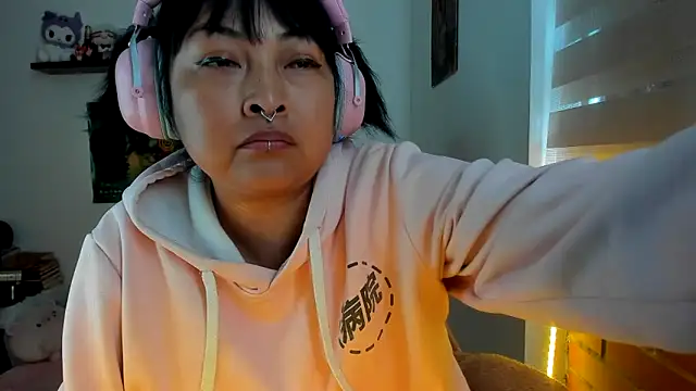 Shaddycute_n Live XXX chat