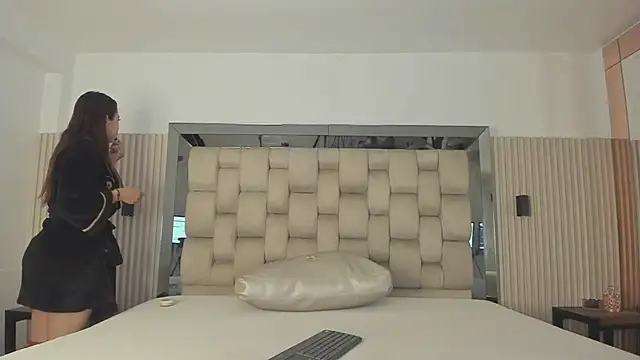 Živý XXX chat noah_pariss