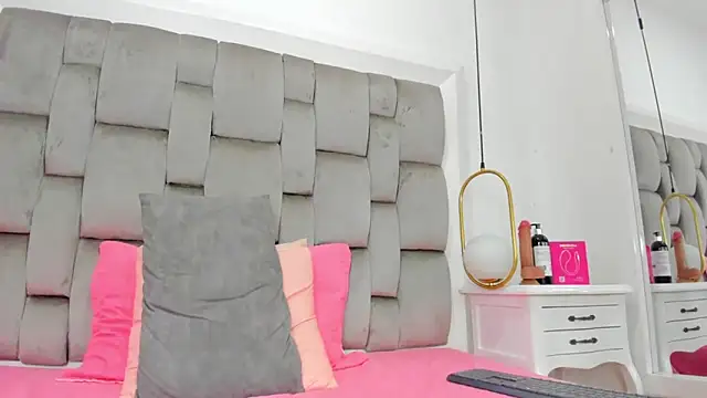 gaby_smit__n Live XXX chat