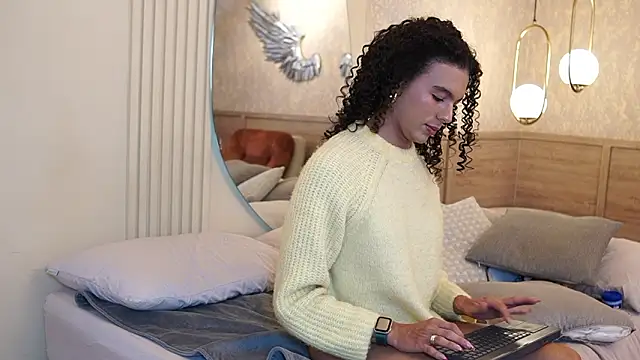 Luxa_Velvet Live XXX Chat