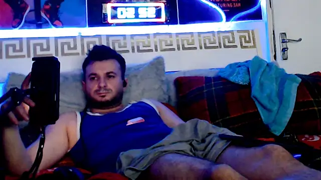 Chat +18 de FuckToyBoy69 ao vivo