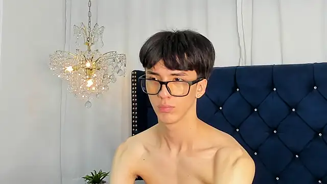 AerumChae Adlı Modelin Canlı XXX Sohbeti