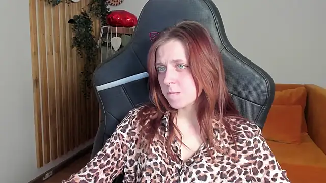 FreyaVey Chat XXX in diretta